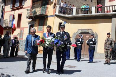 Commémoration du 8 mai – Le lieutenant-colonel Péglion à Péone Commémoration du 8 mai – Le lieutenant-colonel Péglion à Péone