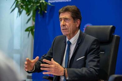 Réaction à l'annonce du Gouvernement concernant la prolongation du confinement le week-end dans les Alpes-Maritimes Réaction à l'annonce du Gouvernement concernant la prolongation du confinement le week-end dans les Alpes-Maritimes