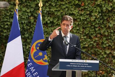 Cérémonie d'adhésion de Beuil au réseau « Villes et villages des Justes de France » Cérémonie d'adhésion de Beuil au réseau « Villes et villages des Justes de France »