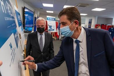 Signature du contrat Horizon 2026 ! Signature du contrat Horizon 2026 !