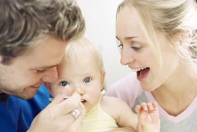 COVID-19 : Le Conseil départemental des Alpes-Maritimes aux côtés des familles COVID-19 : Le Conseil départemental des Alpes-Maritimes aux côtés des familles