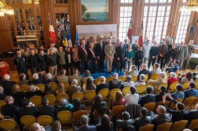Cérémonie de signature des contrats d’engagement pour l’Armée de terre Cérémonie de signature des contrats d’engagement pour l’Armée de terre