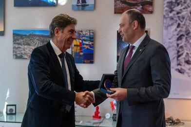 Rencontre avec le Consul général en France de la République de Moldavie Rencontre avec le Consul général en France de la République de Moldavie