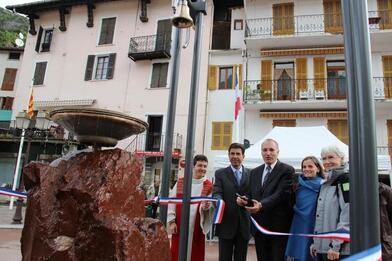 Guillaumes – La fontaine musicale inaugurée Guillaumes – La fontaine musicale inaugurée