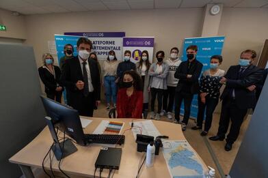 Le Département embauche des étudiants qui viendront renforcer les équipes mobilisées sur la plateforme de vaccination Le Département embauche des étudiants qui viendront renforcer les équipes mobilisées sur la plateforme de vaccination