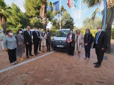 10 nouveaux véhicules électriques pour les collèges du Département 10 nouveaux véhicules électriques pour les collèges du Département