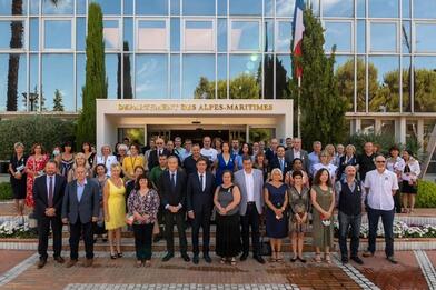 Remise de médailles aux agents du Département Remise de médailles aux agents du Département