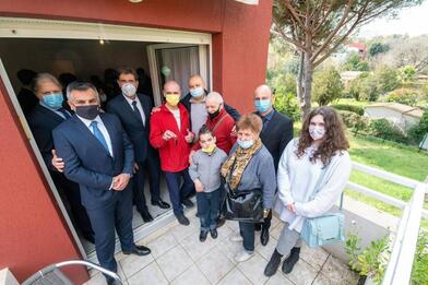 Accueil d'une première famille de réfugiés ukrainiens Accueil d'une première famille de réfugiés ukrainiens